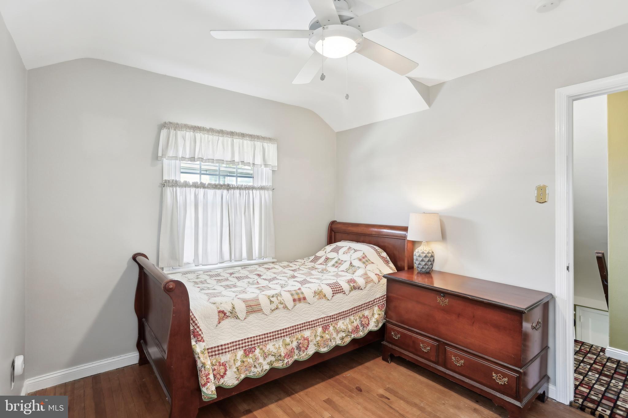 522 W Springfield Rd