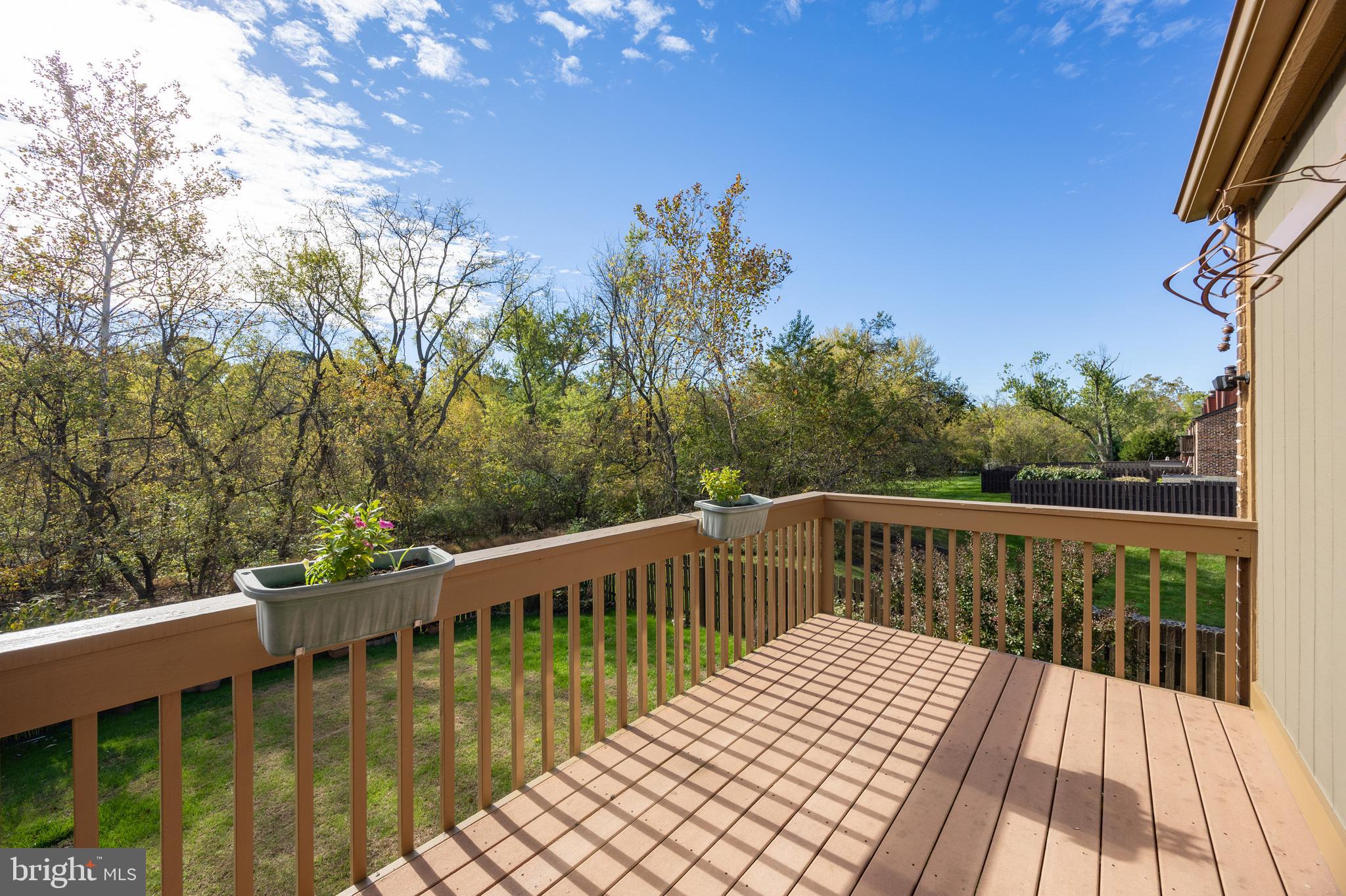 142 LARCHWOOD COURT