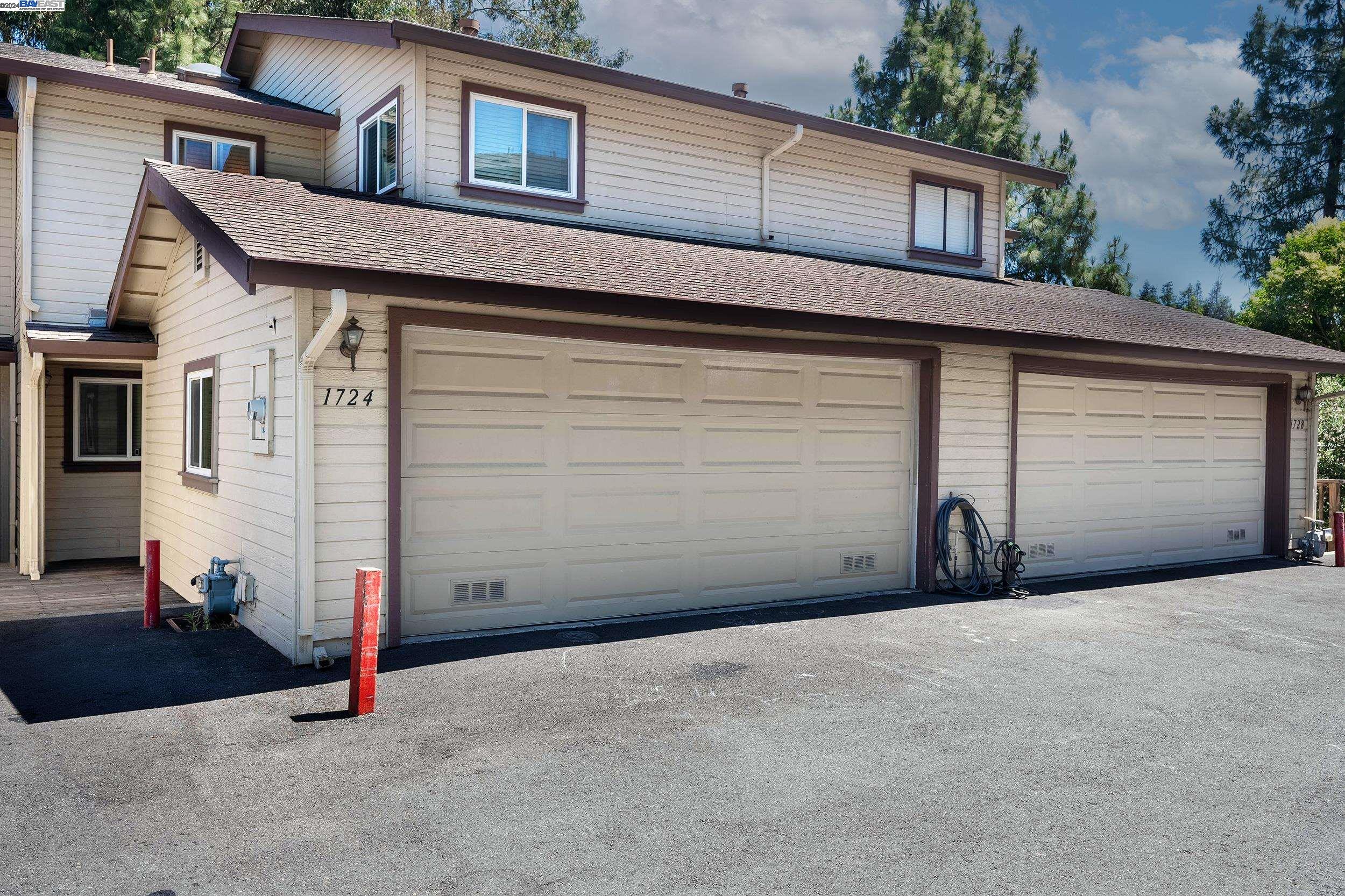 1724 Calais Ct