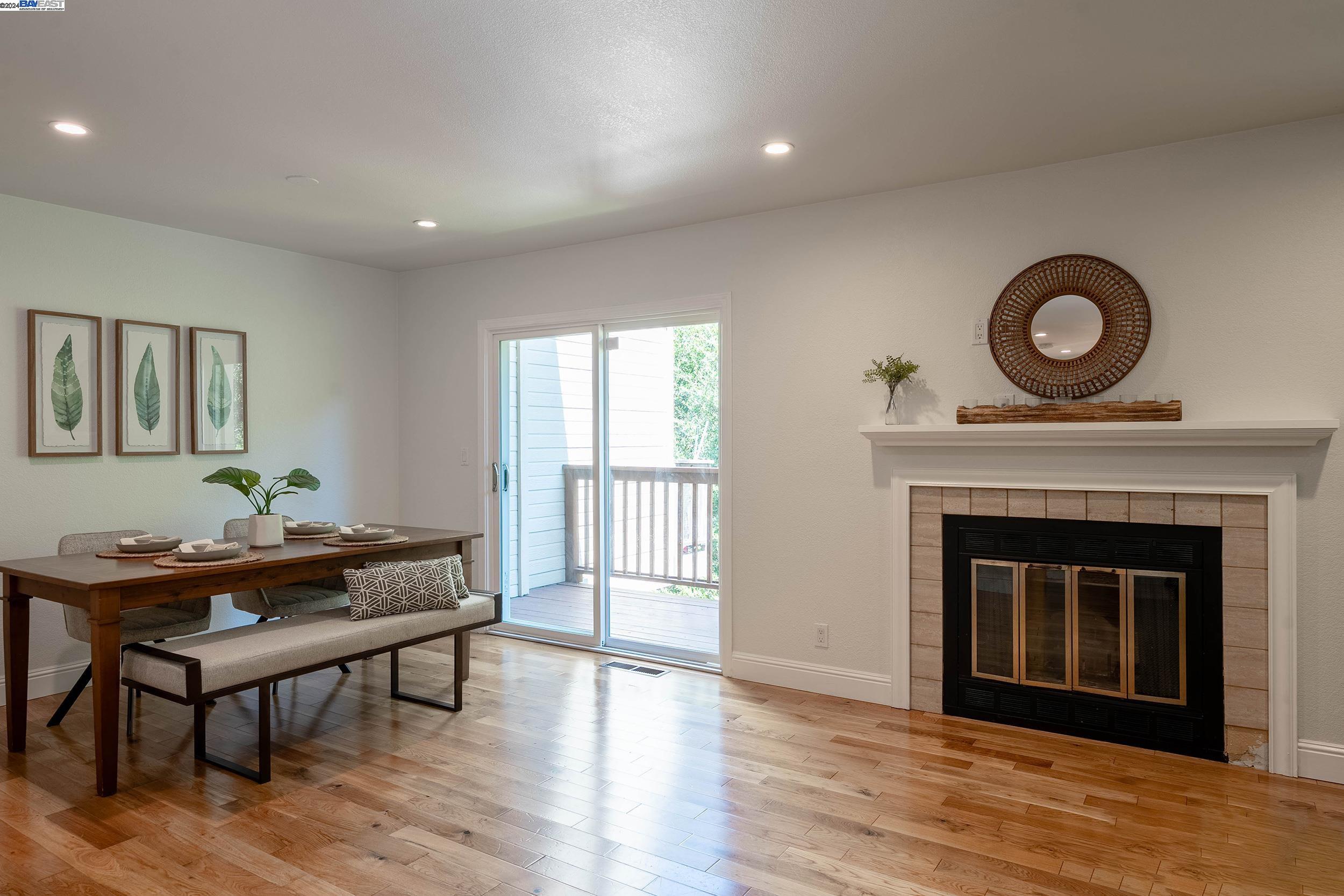 1724 Calais Ct