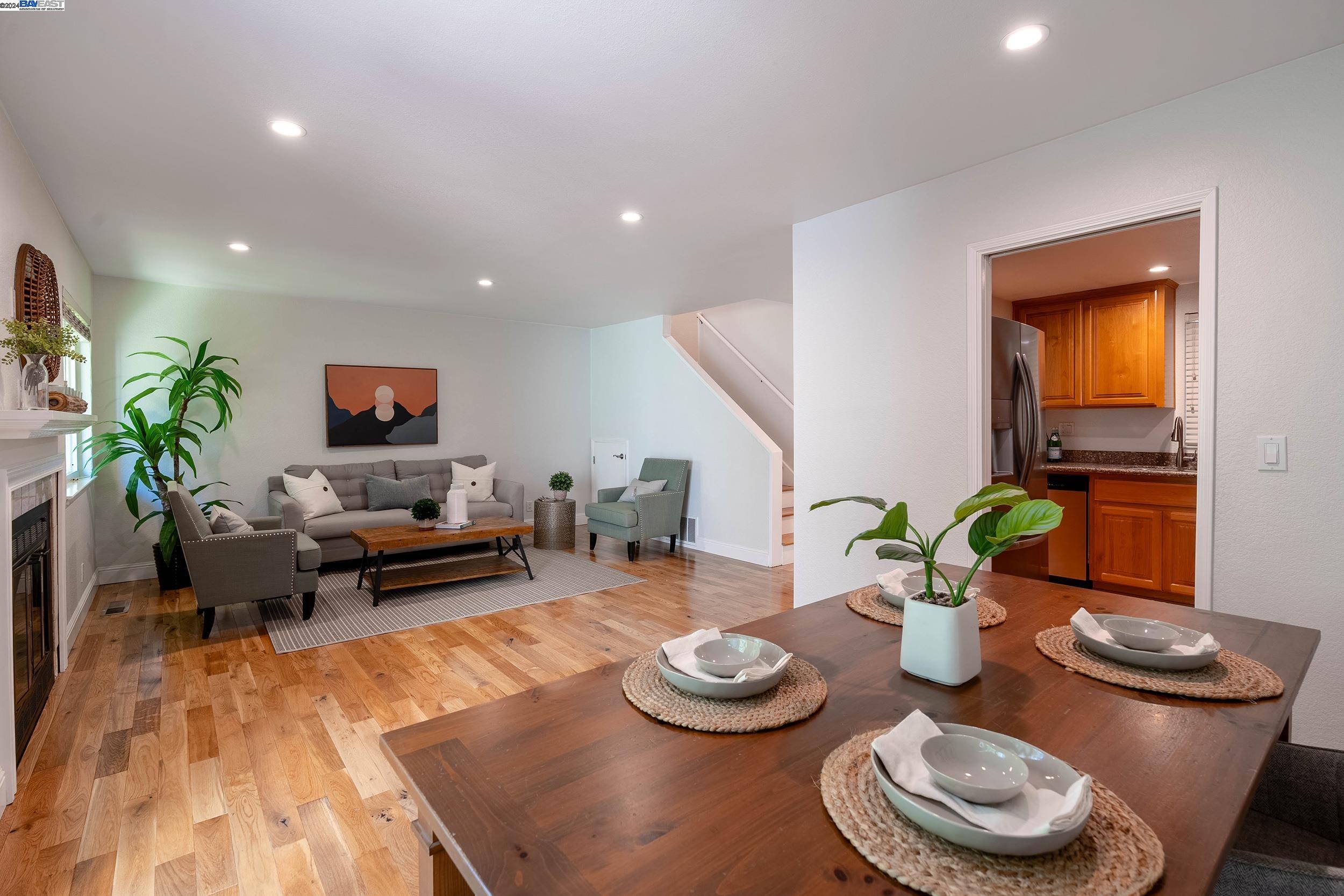 1724 Calais Ct