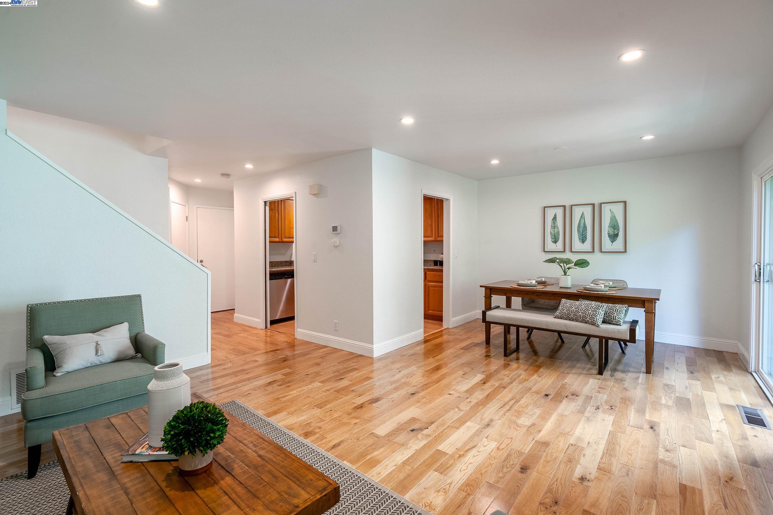 1724 Calais Ct