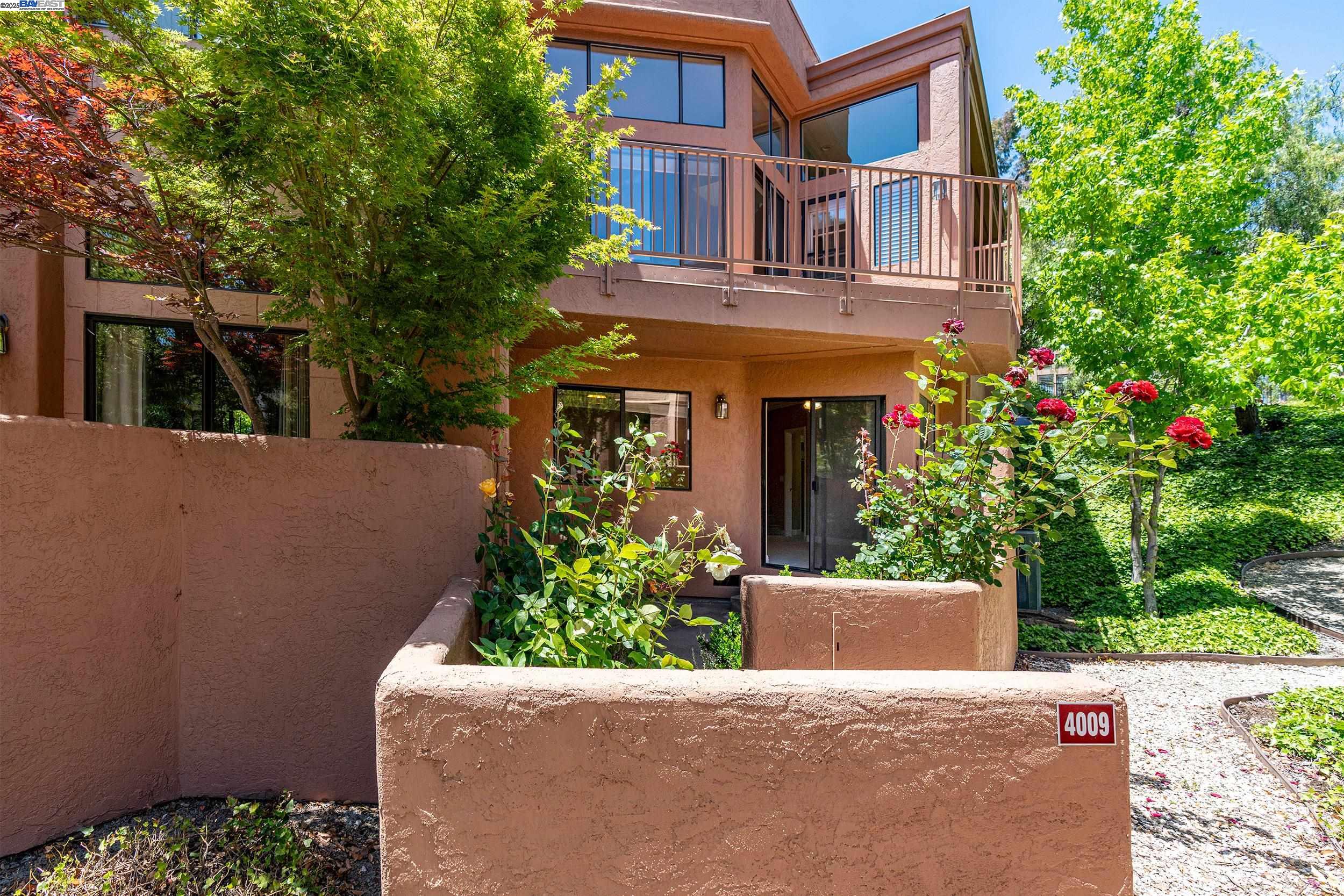 4009 W Lakeshore