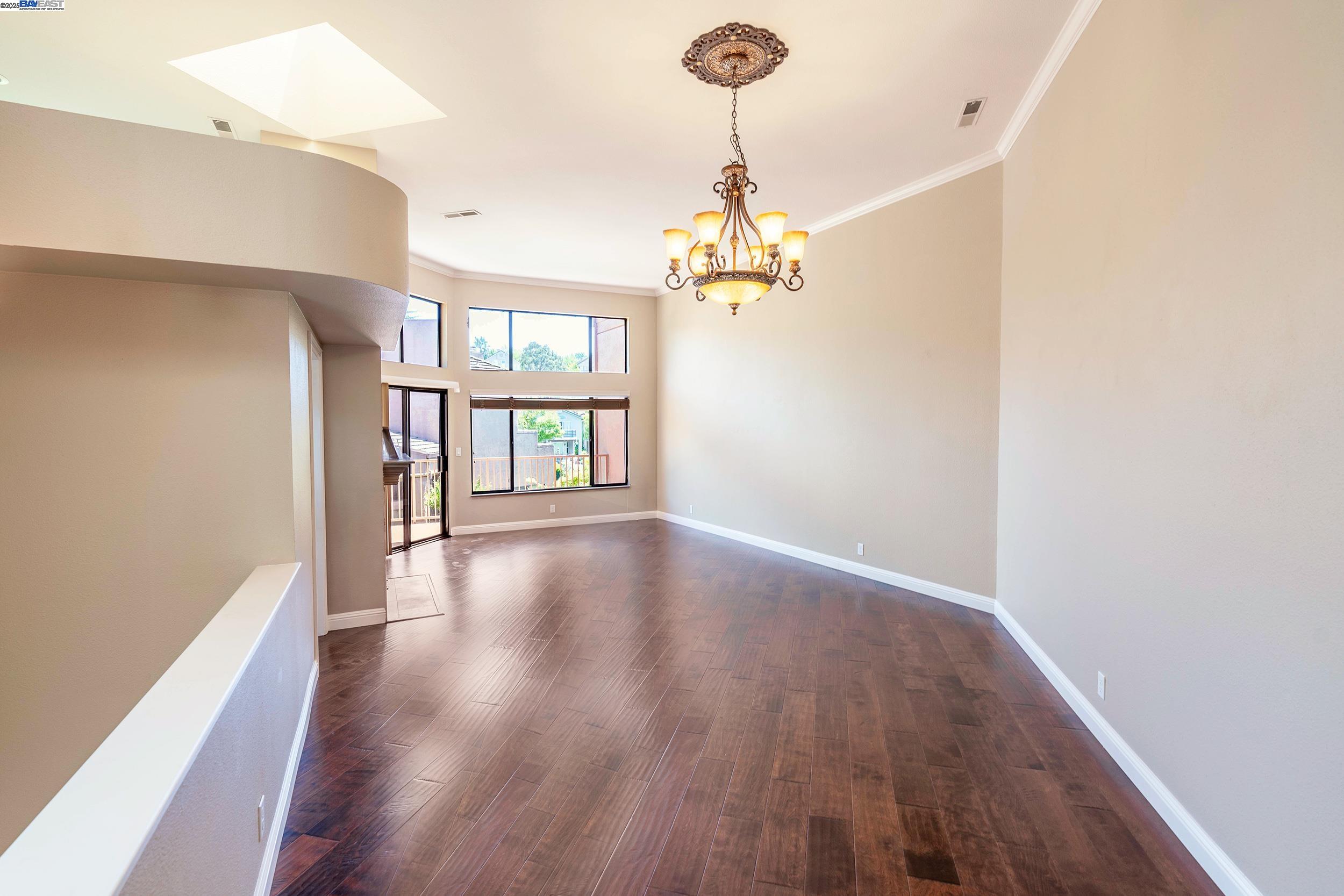 4009 W Lakeshore