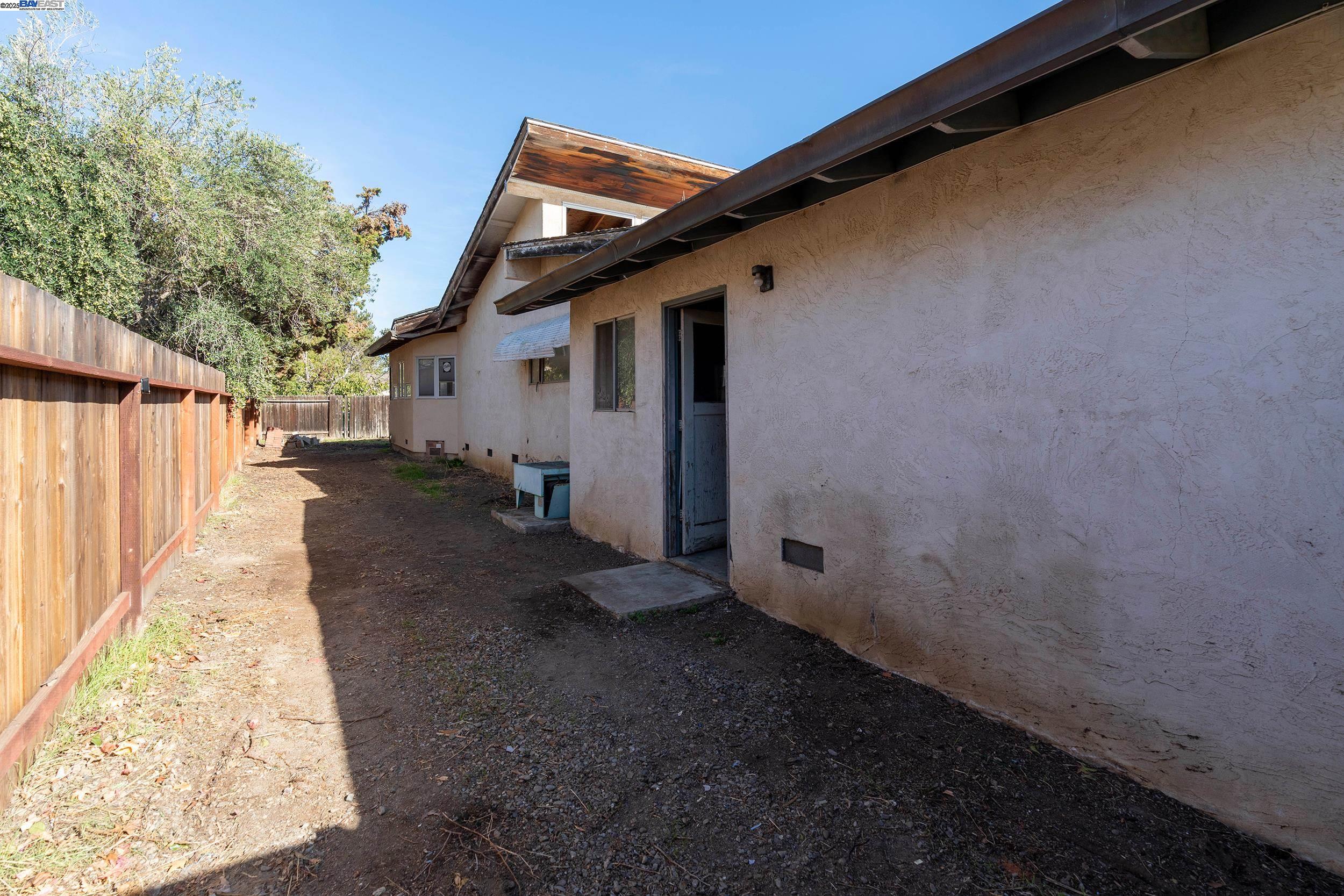 4224 Guilford Avenue