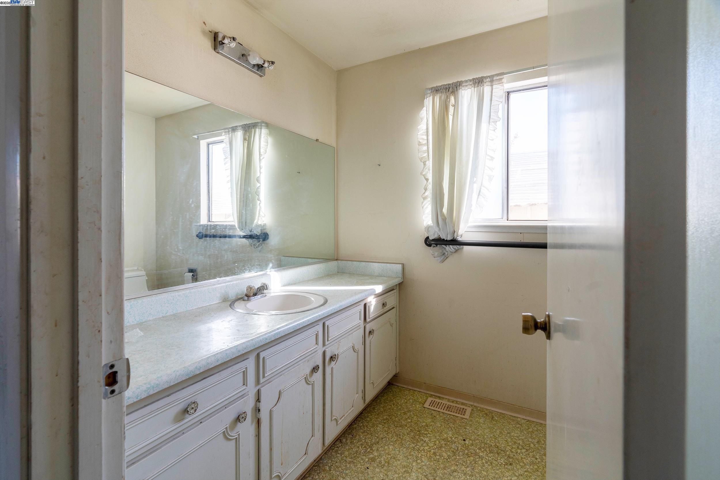 4224 Guilford Avenue