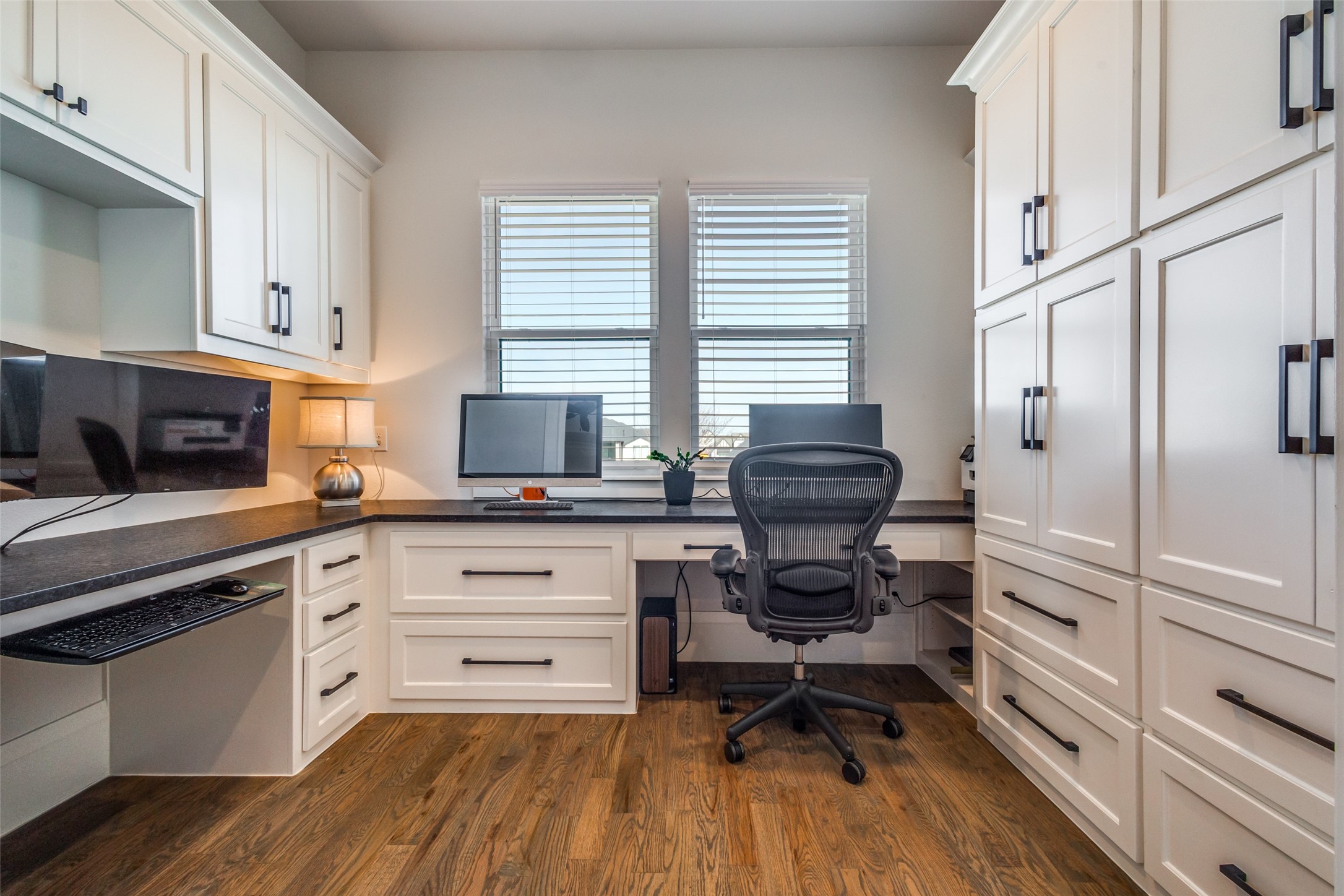 3400 Crosshill Court