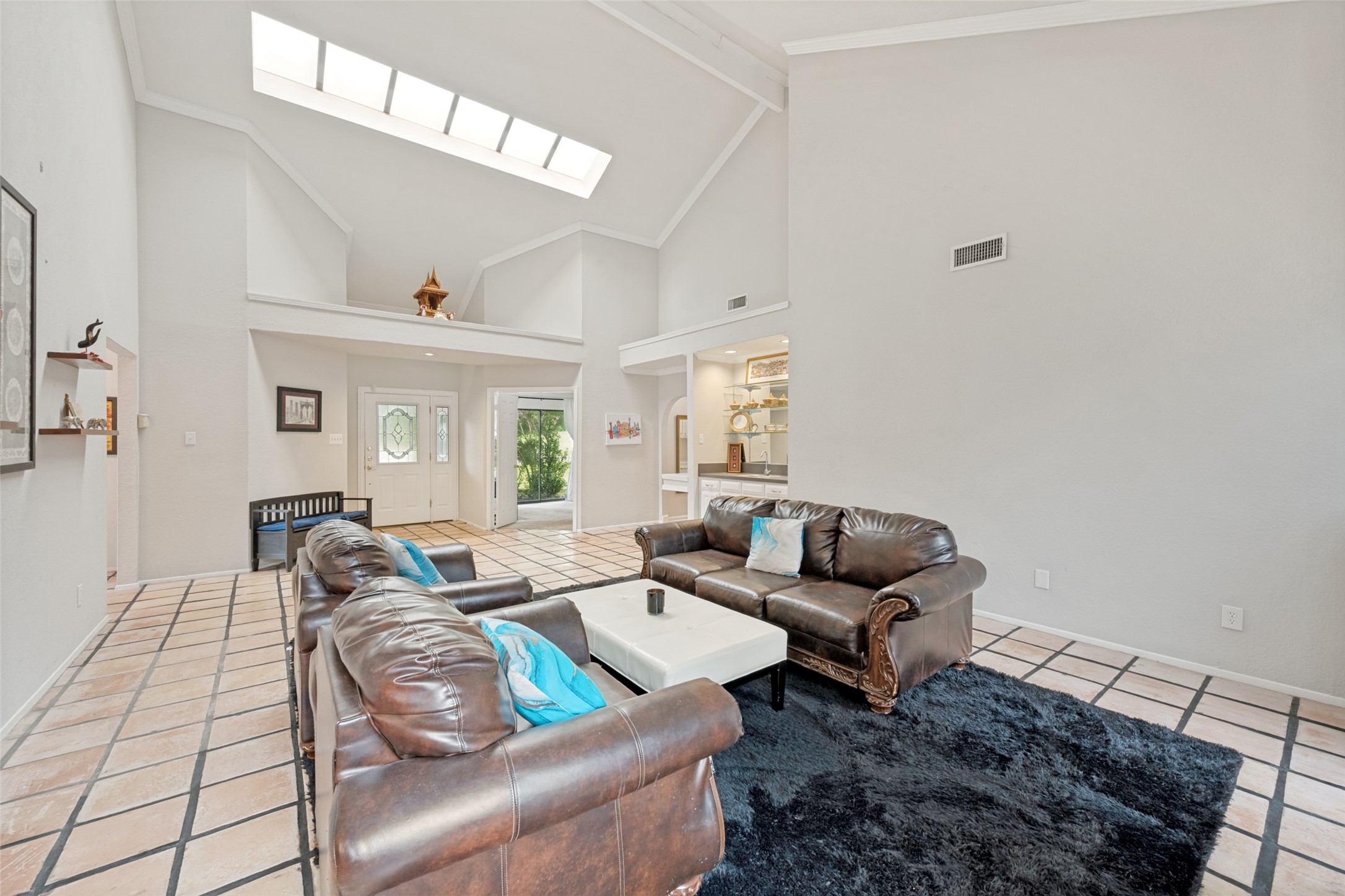 2512 Winding Hollow Lane