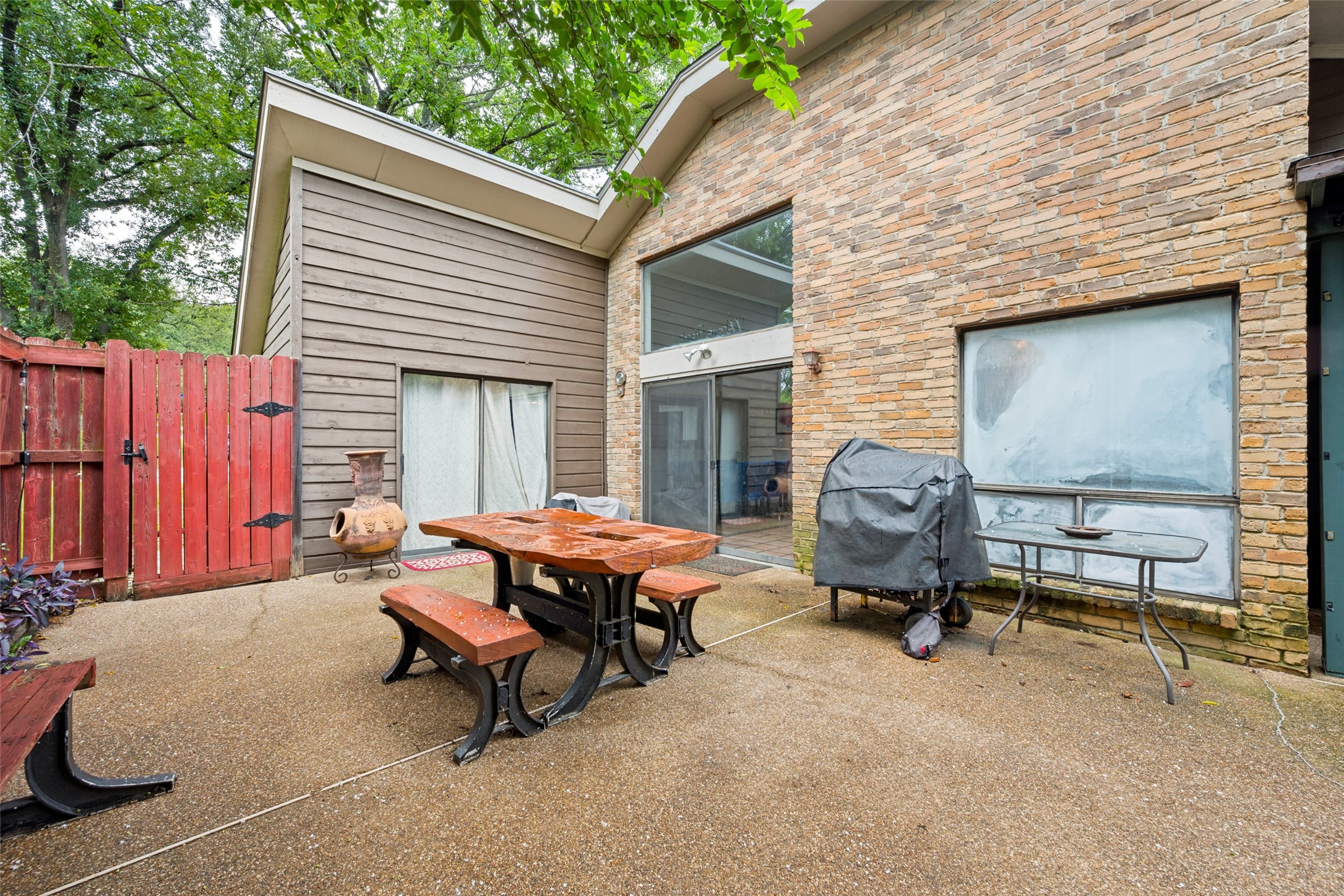 2512 Winding Hollow Lane