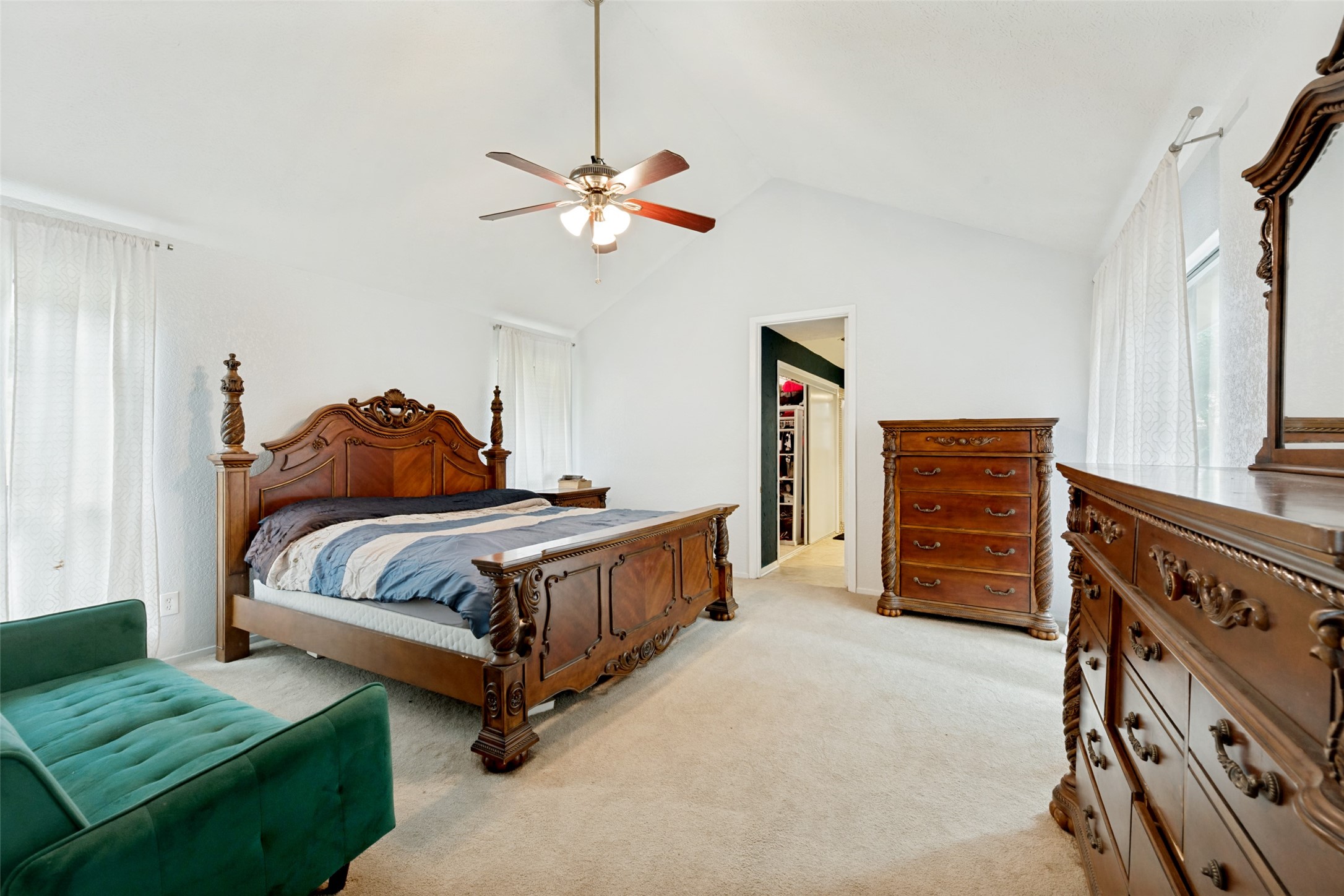 2512 Winding Hollow Lane