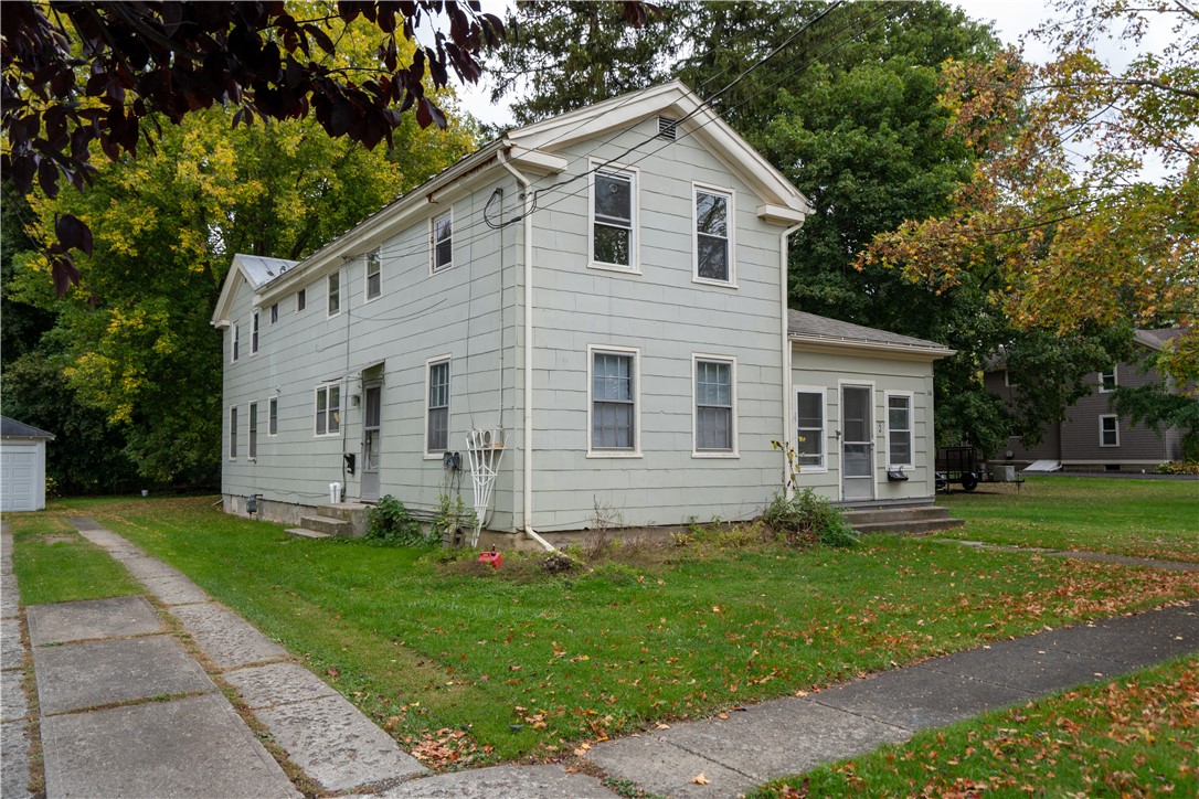 16 Clay St Street