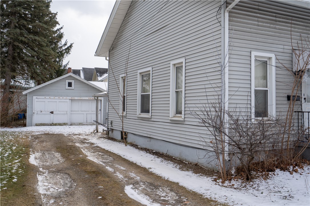 201 East Naples Street