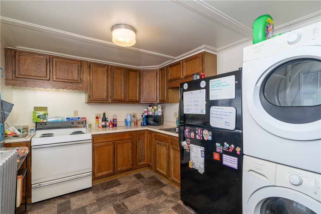 201 East Naples Street