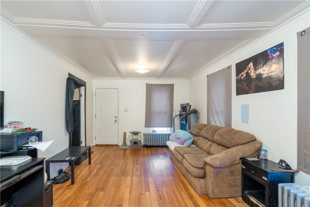 201 East Naples Street