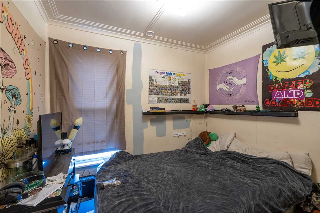 201 East Naples Street