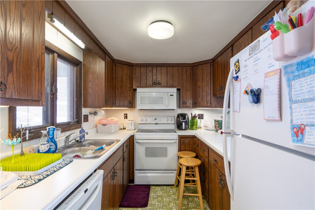 201 East Naples Street