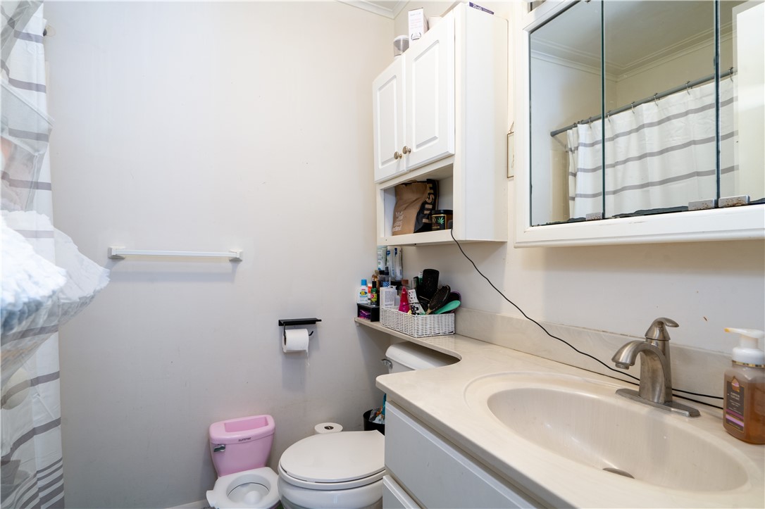 201 East Naples Street