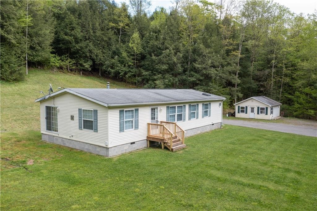 9135 Schwab Hollow Road