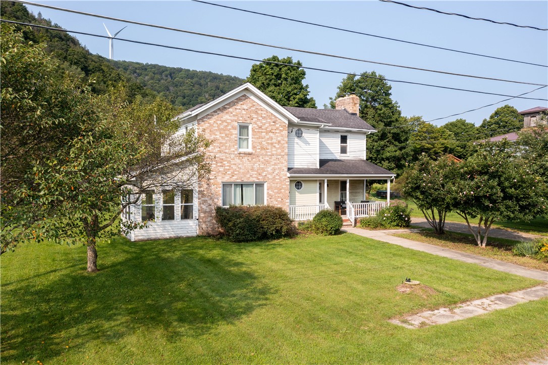 22 Erie Street