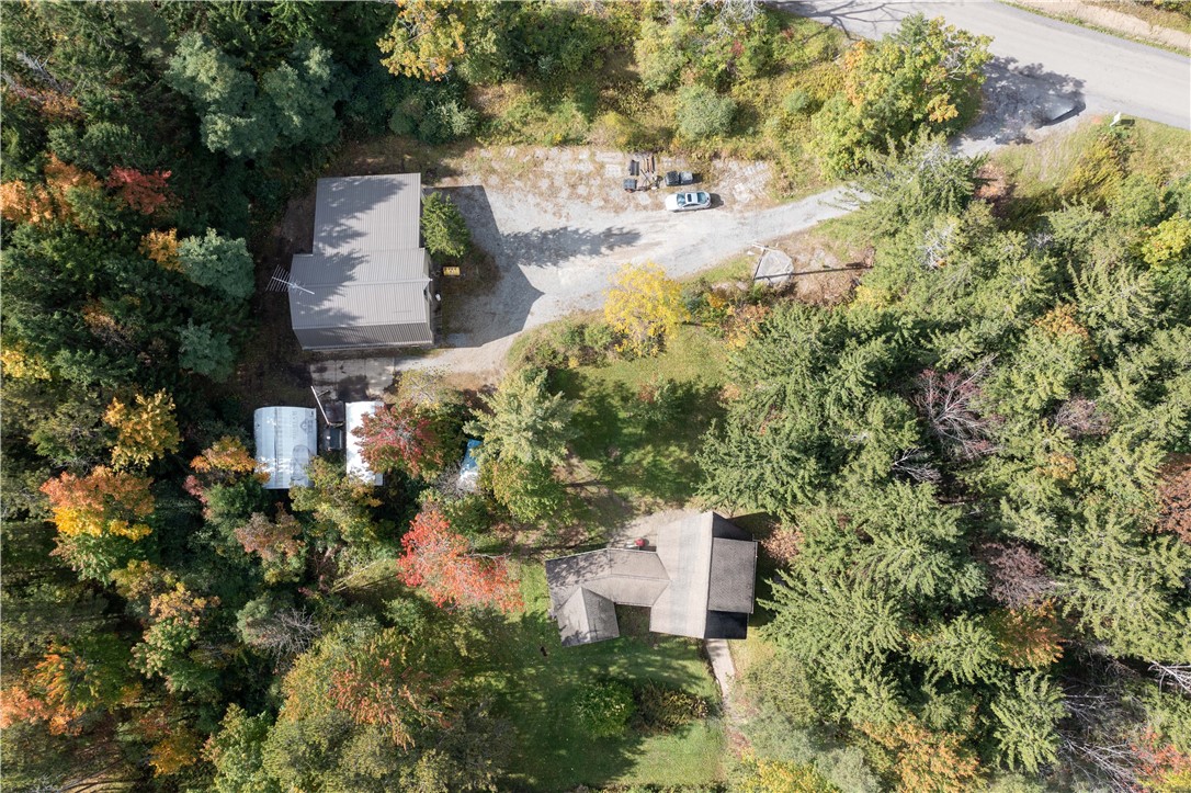 5993 Lawrence Hill Road
