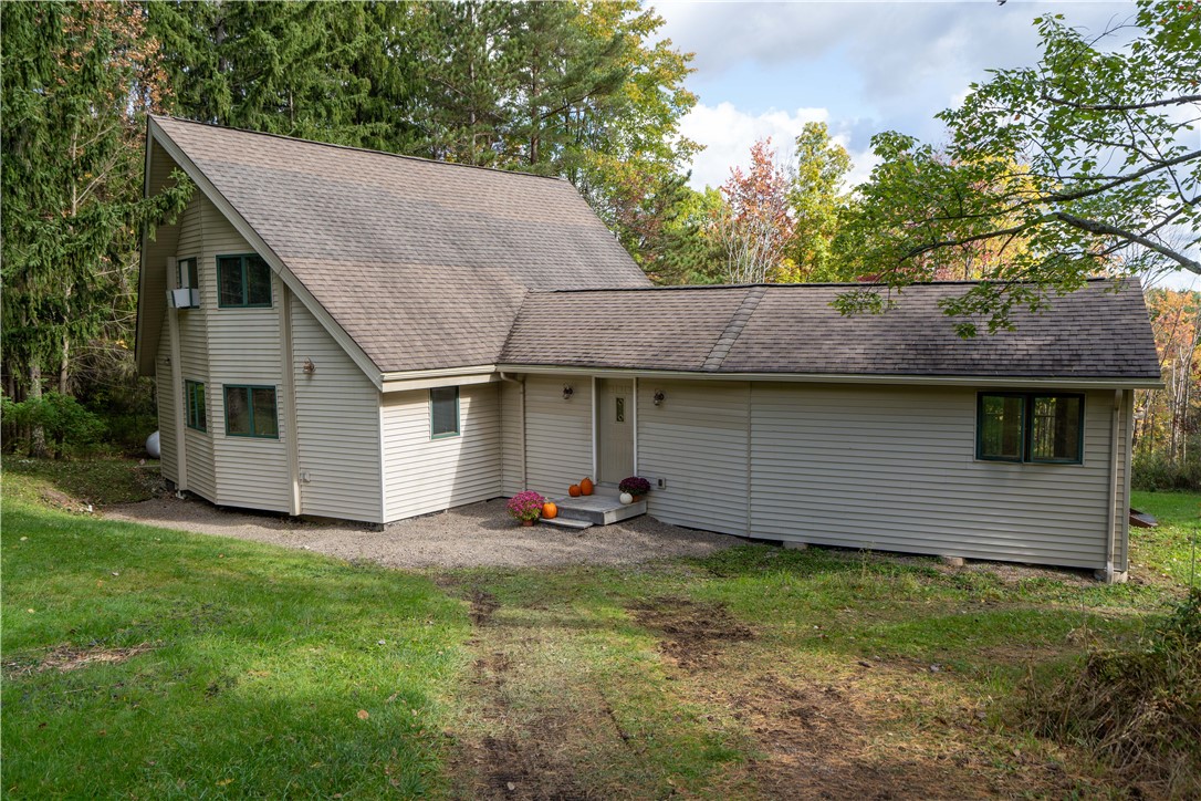 5993 Lawrence Hill Road