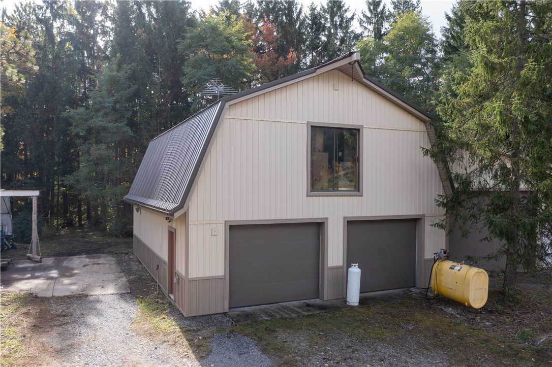 5993 Lawrence Hill Road