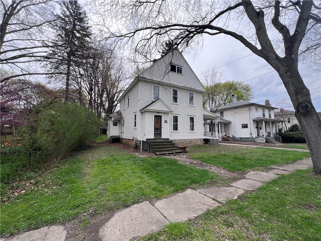 12 Seward Street