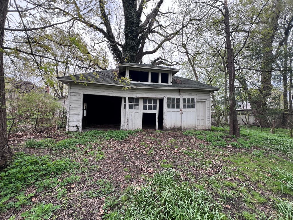12 Seward Street