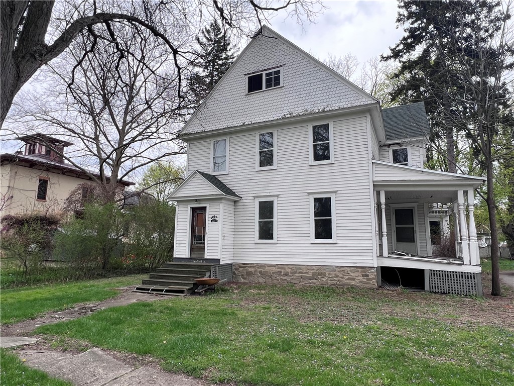 12 Seward Street
