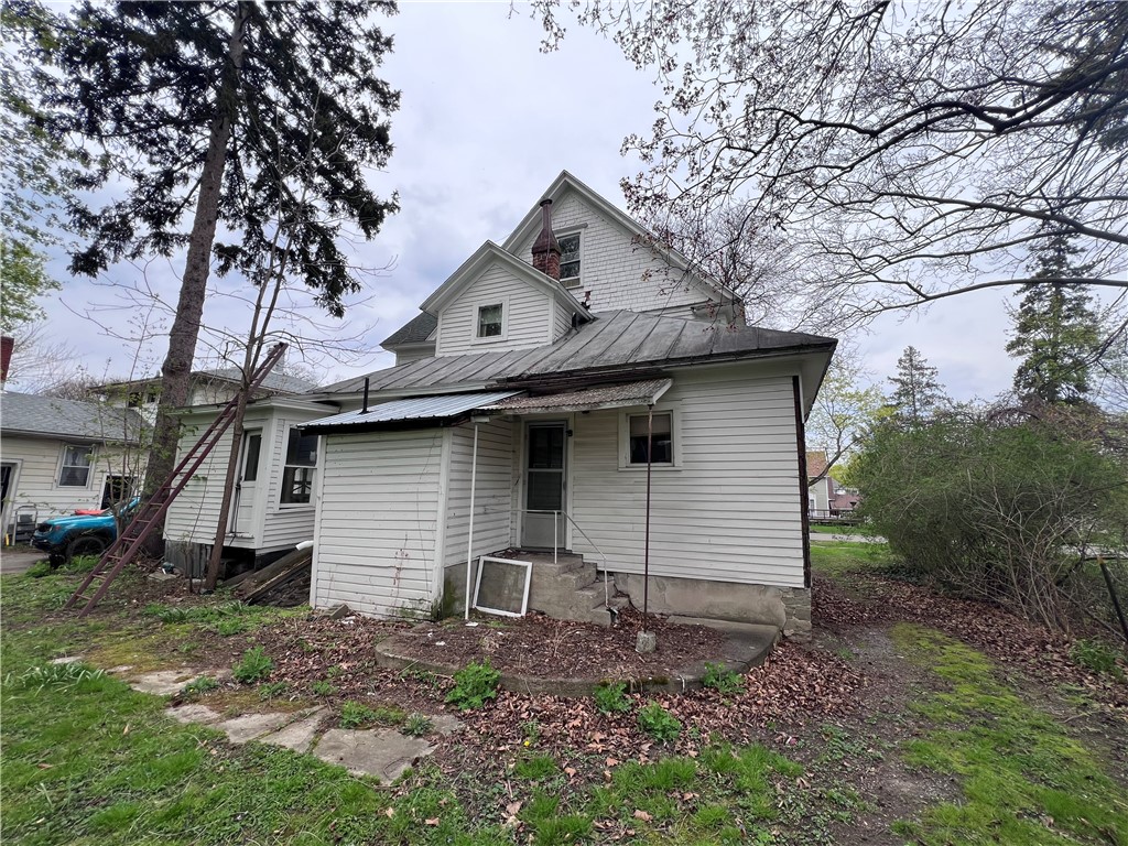 12 Seward Street