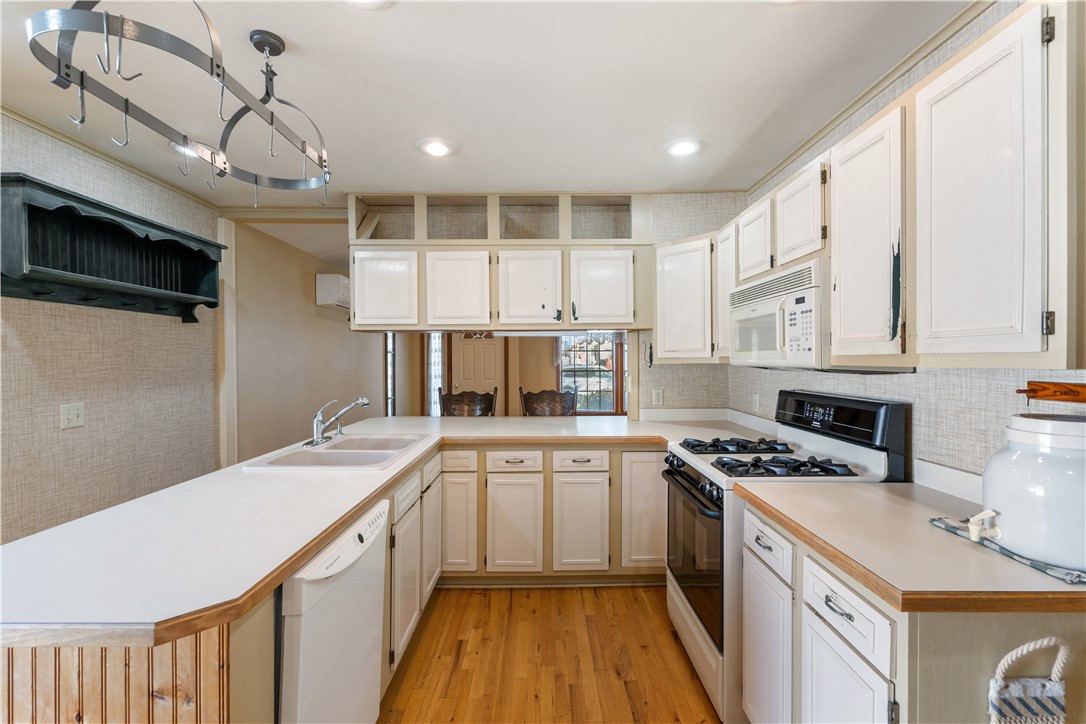 107 East Avenue