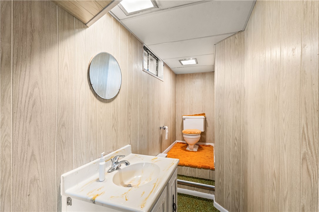 9692 Highland Avenue