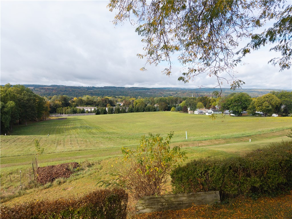 9692 Highland Avenue