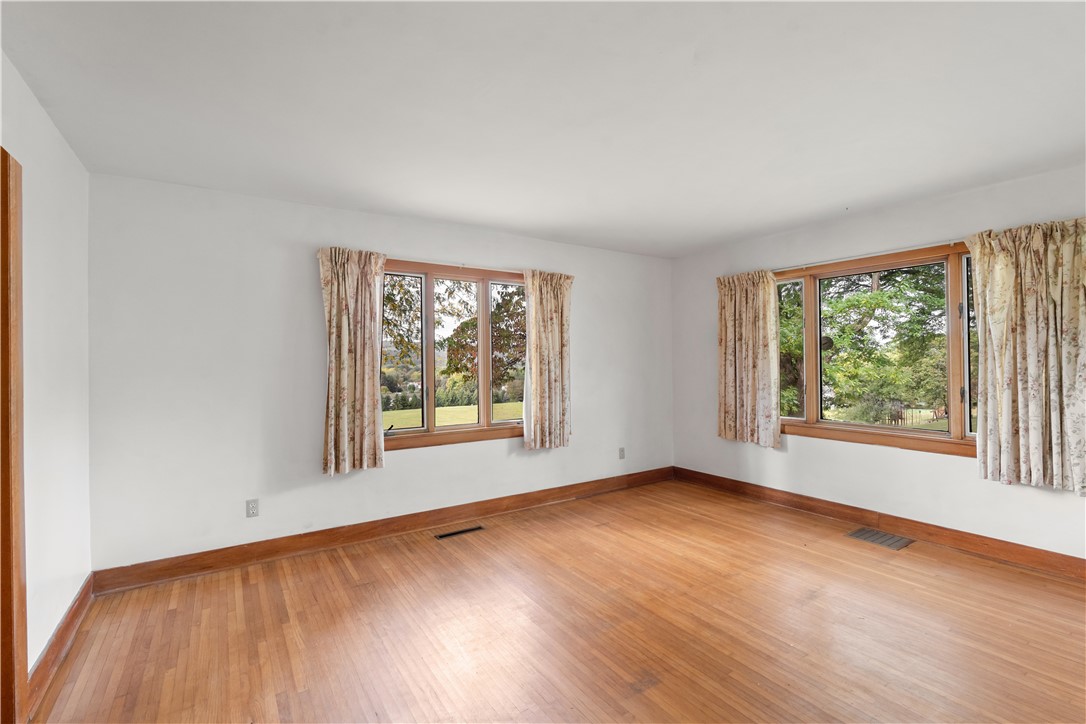 9692 Highland Avenue