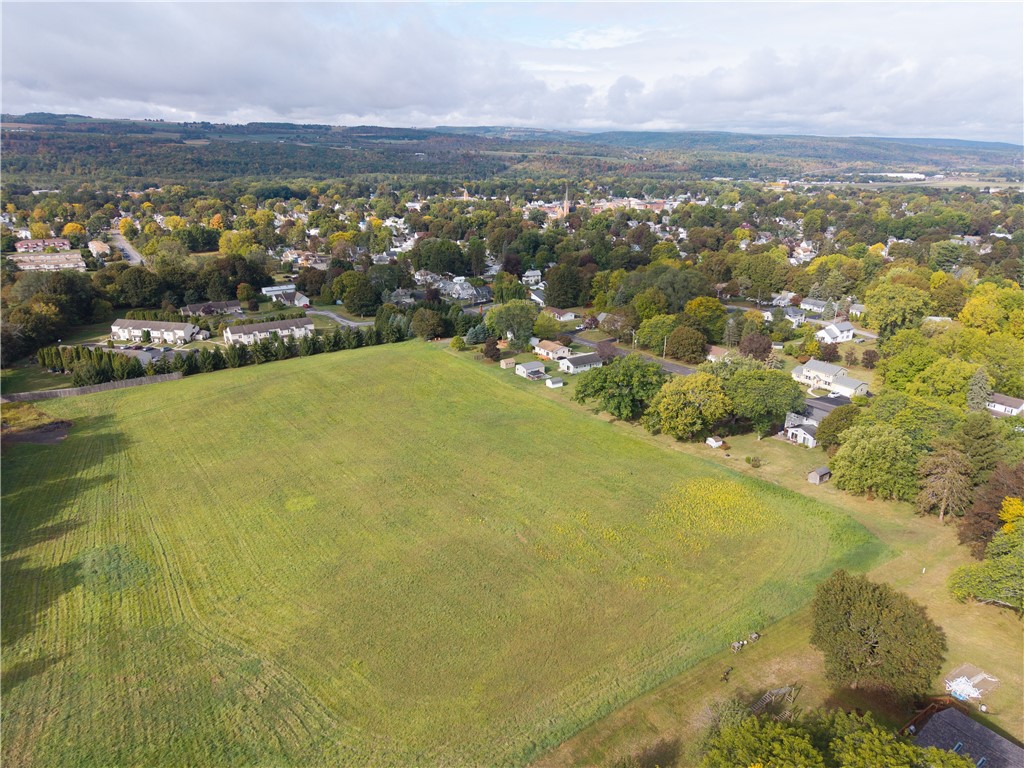 9692 Highland Avenue