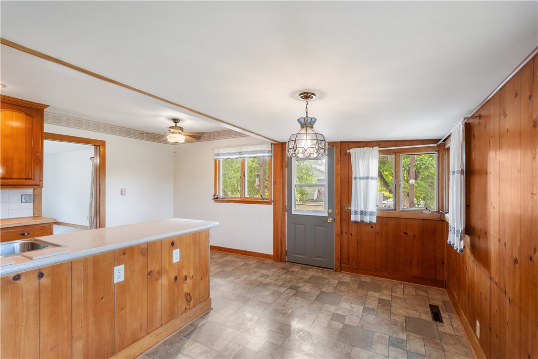 9692 Highland Avenue