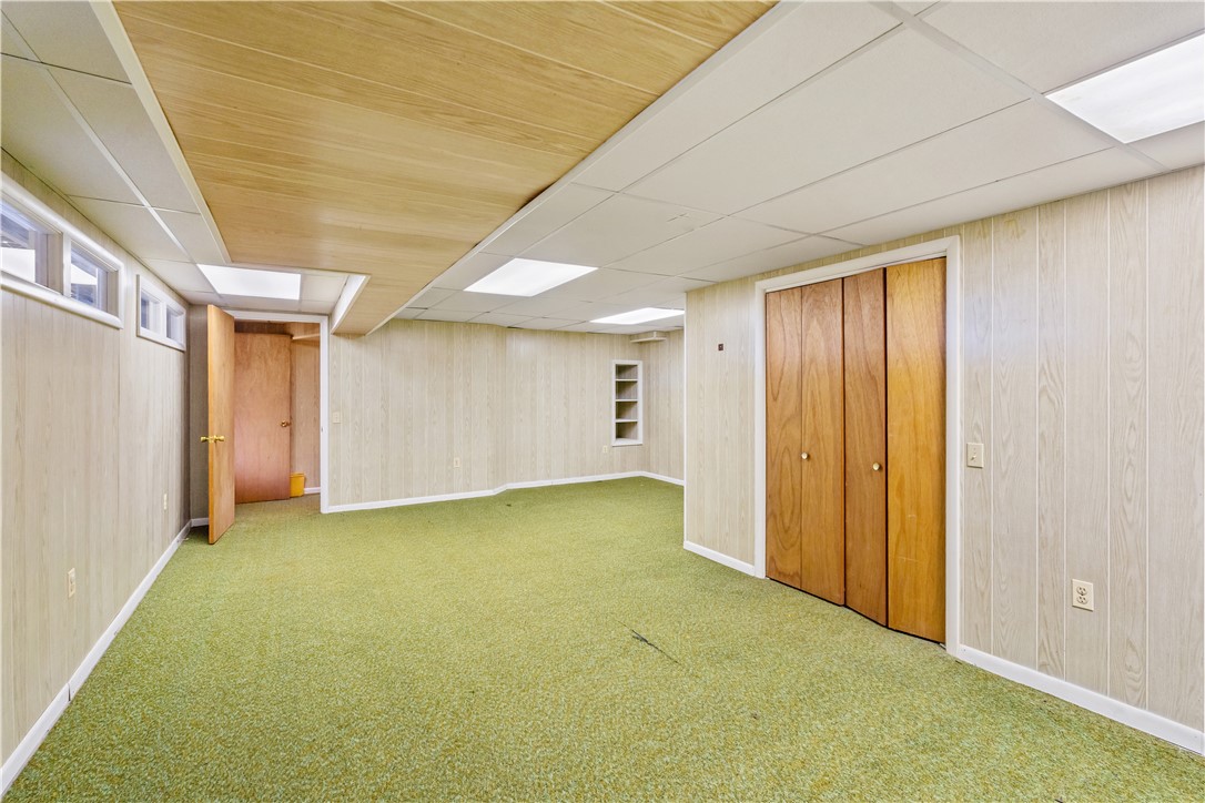 9692 Highland Avenue