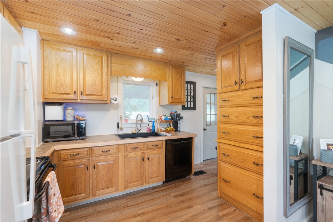 9092 Carney Hollow Road