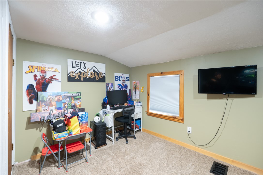 9092 Carney Hollow Road