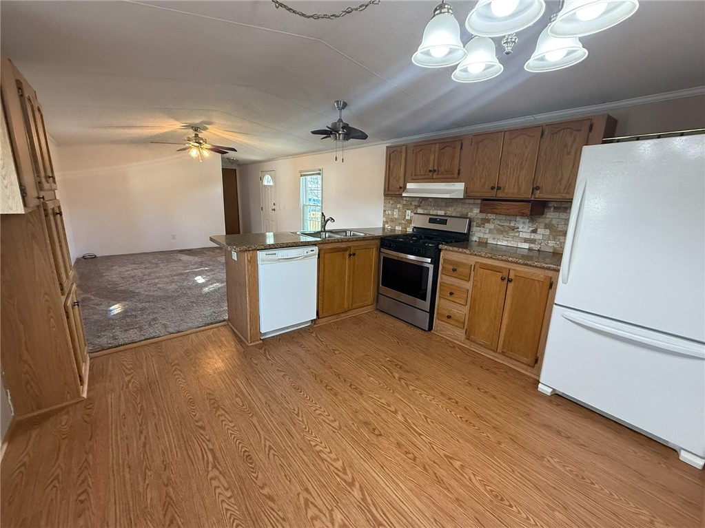 30 Valley View Court