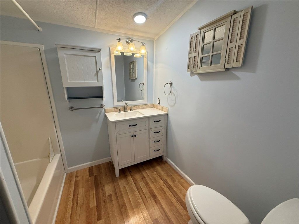 30 Valley View Court