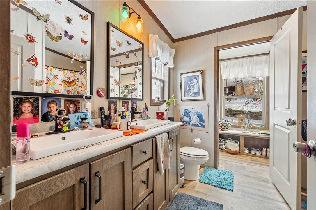 9751 Colegrove Hill Road