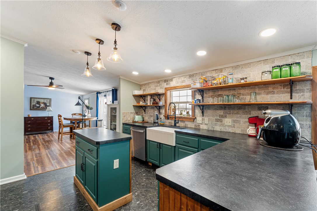 9065 Rogers Road