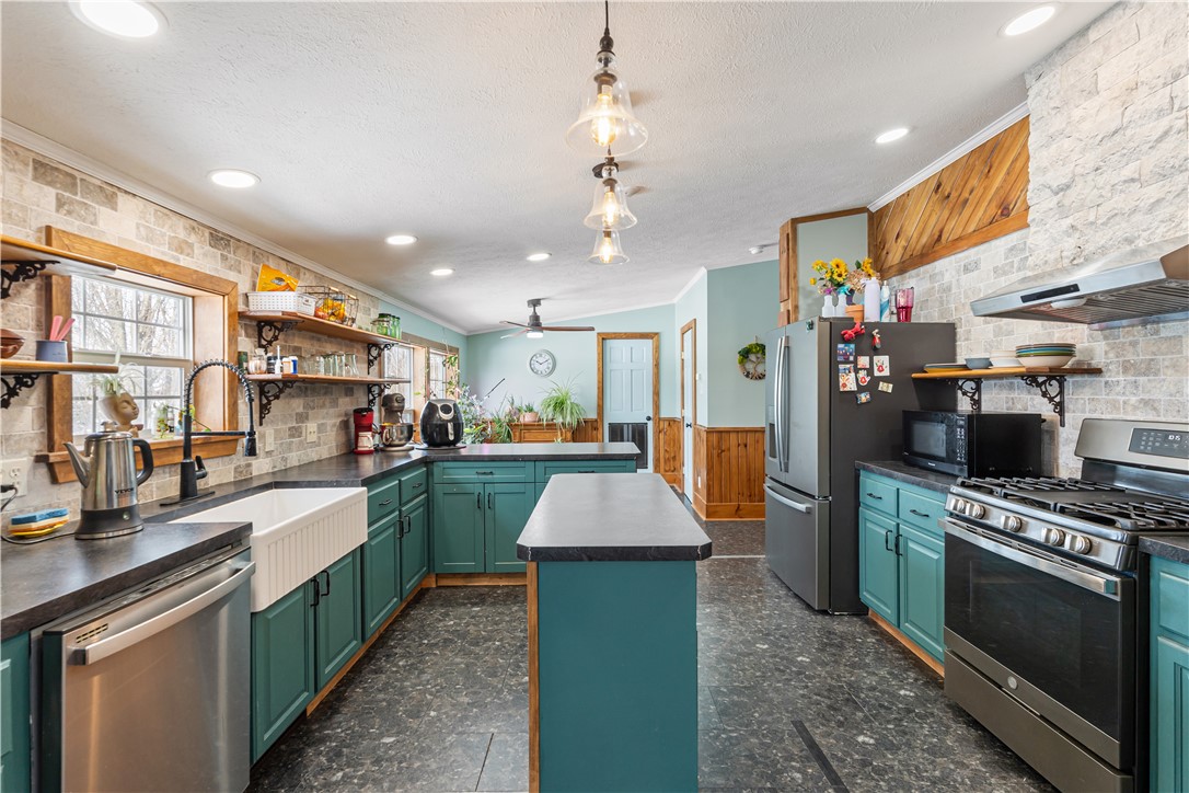 9065 Rogers Road