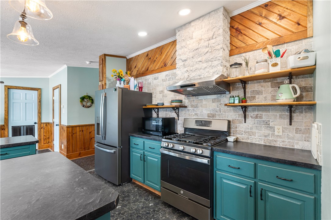 9065 Rogers Road