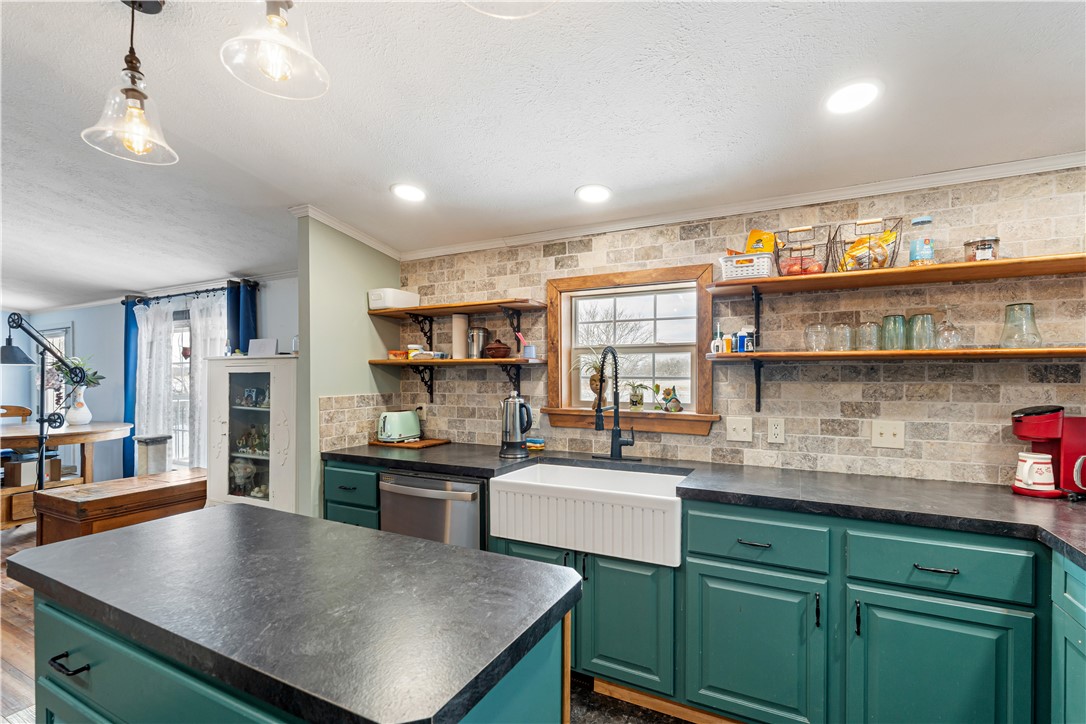 9065 Rogers Road