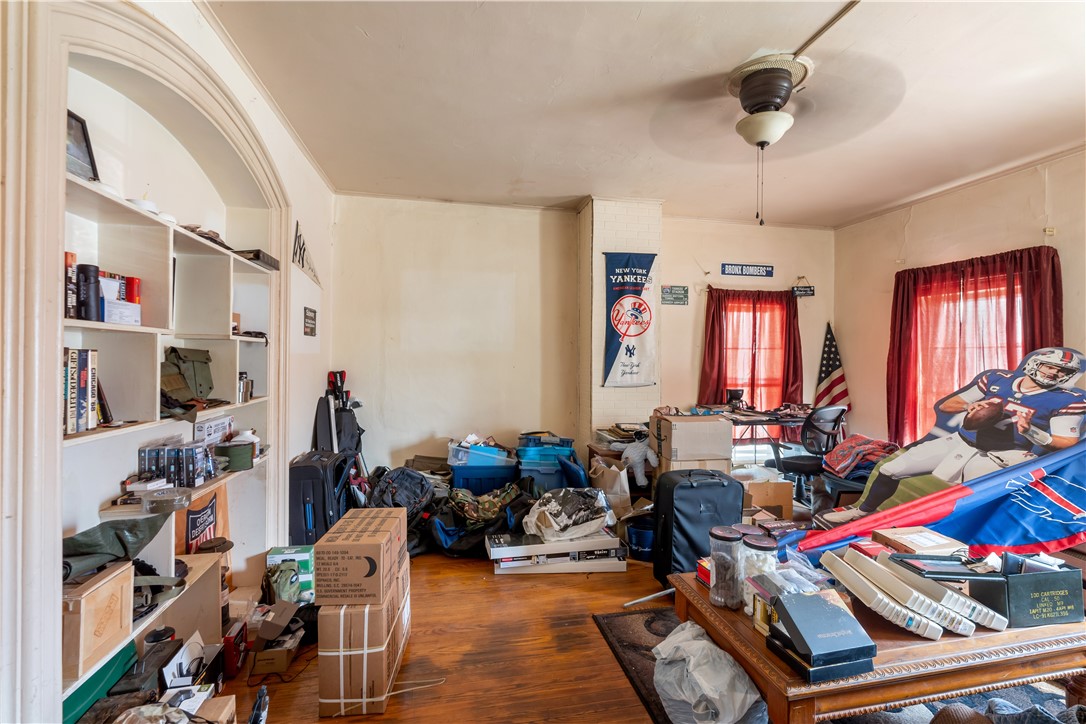 42 West Avenue