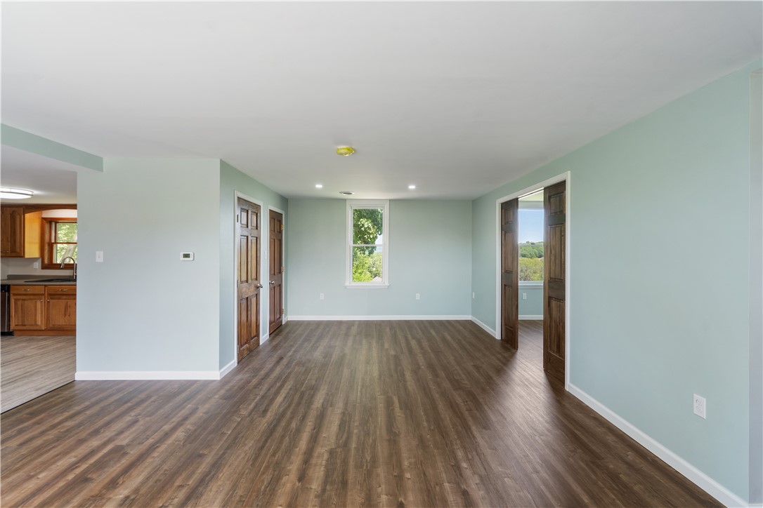 10180 Valley Road