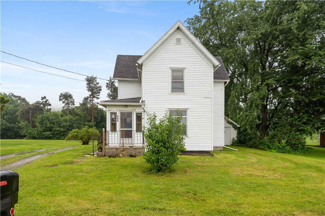886 Main Street
