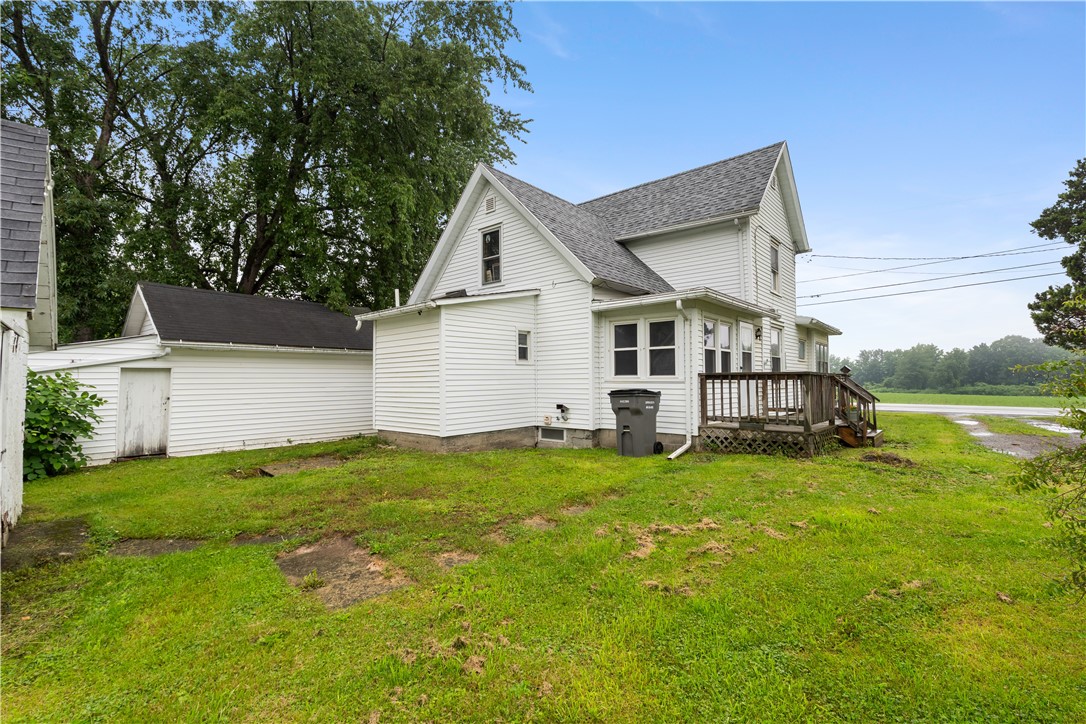 886 Main Street